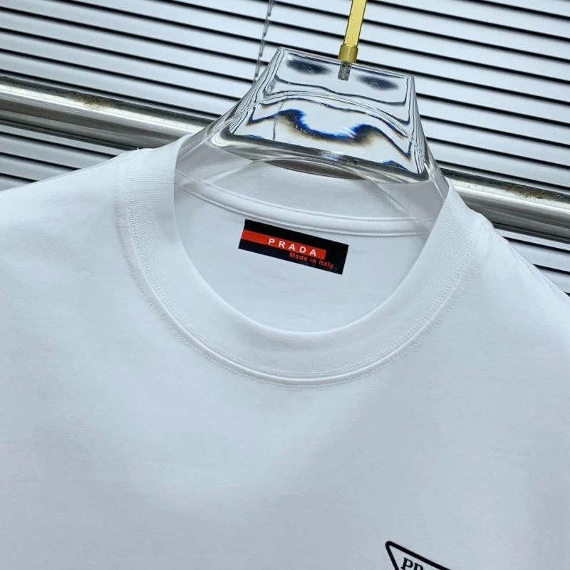 Sustainable Prada T-Shirts 169103