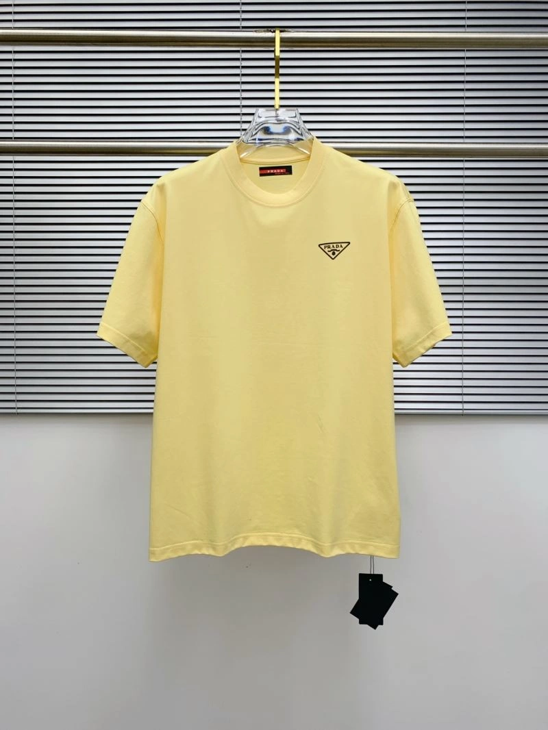 Prada T-Shirts Cozy 169099