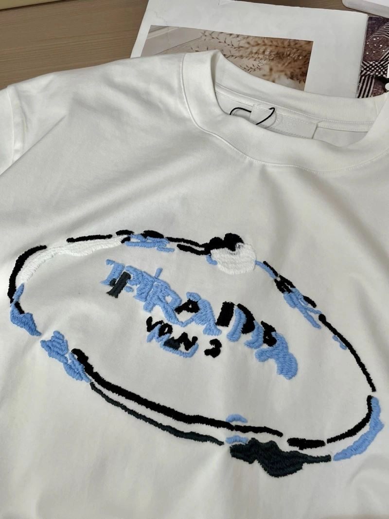 TimelessDesign Prada T-Shirts 169139