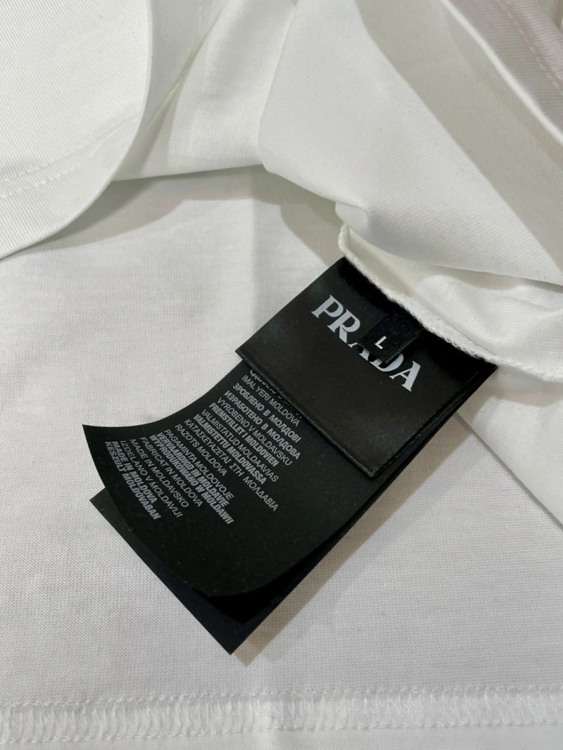 Prada T-Shirts Durable 169095
