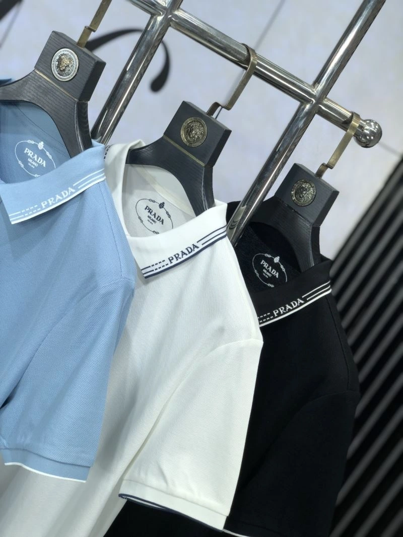 Lightweight Prada T-Shirts 169097