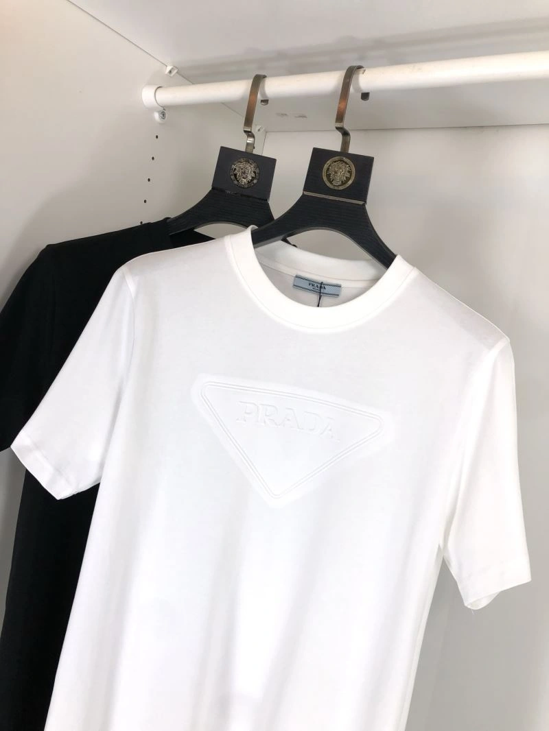 Prada T-Shirts UrbanStyle 169091