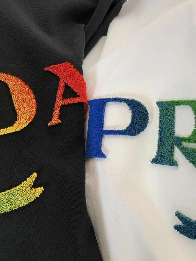Vibrant Prada T-Shirts 169092