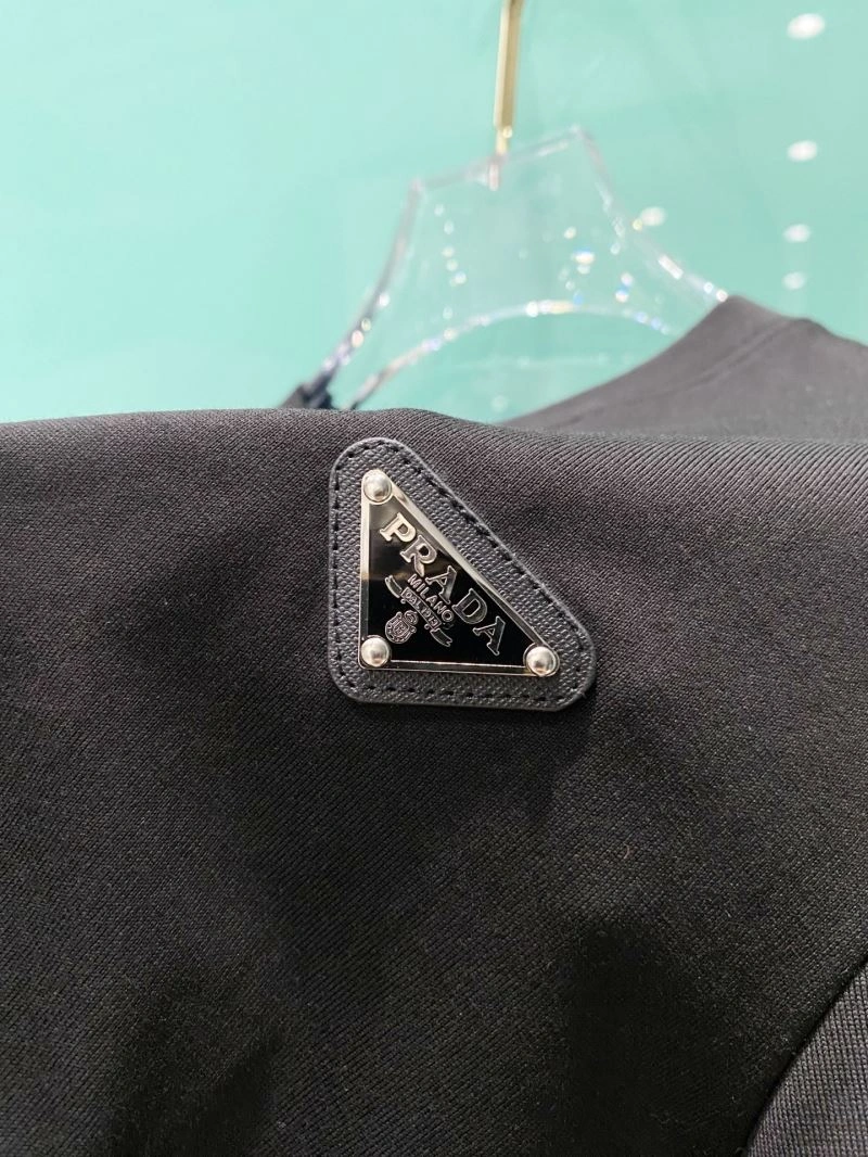 HighPerformance Prada T-Shirts 169086