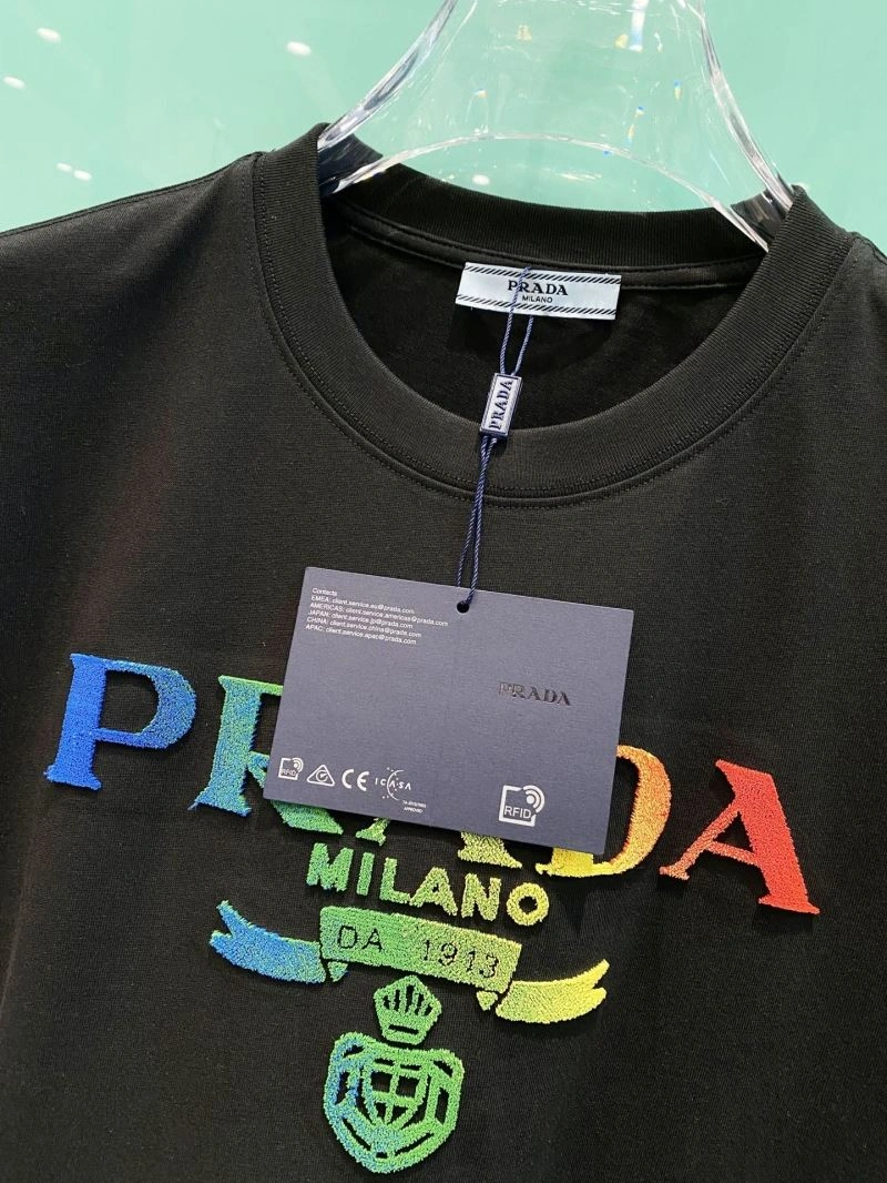 Prada T-Shirts Snug 169080
