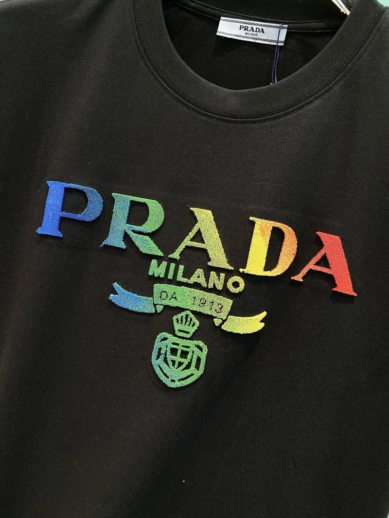 Prada T-Shirts Snug 169080