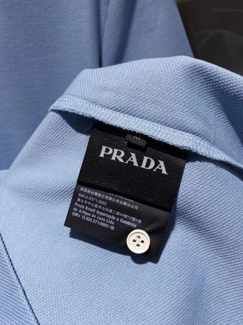Timeless Prada T-Shirts 169073