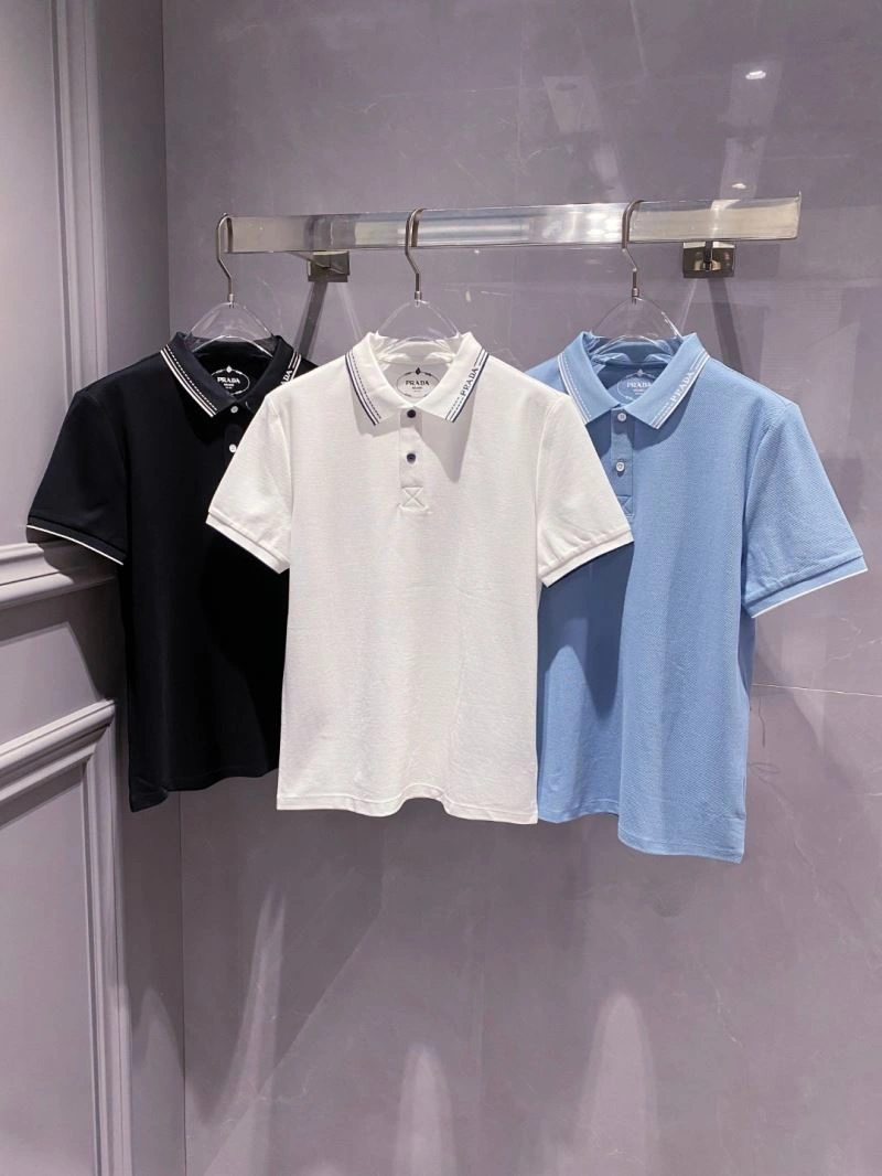 Prada T-Shirts Snug 169114
