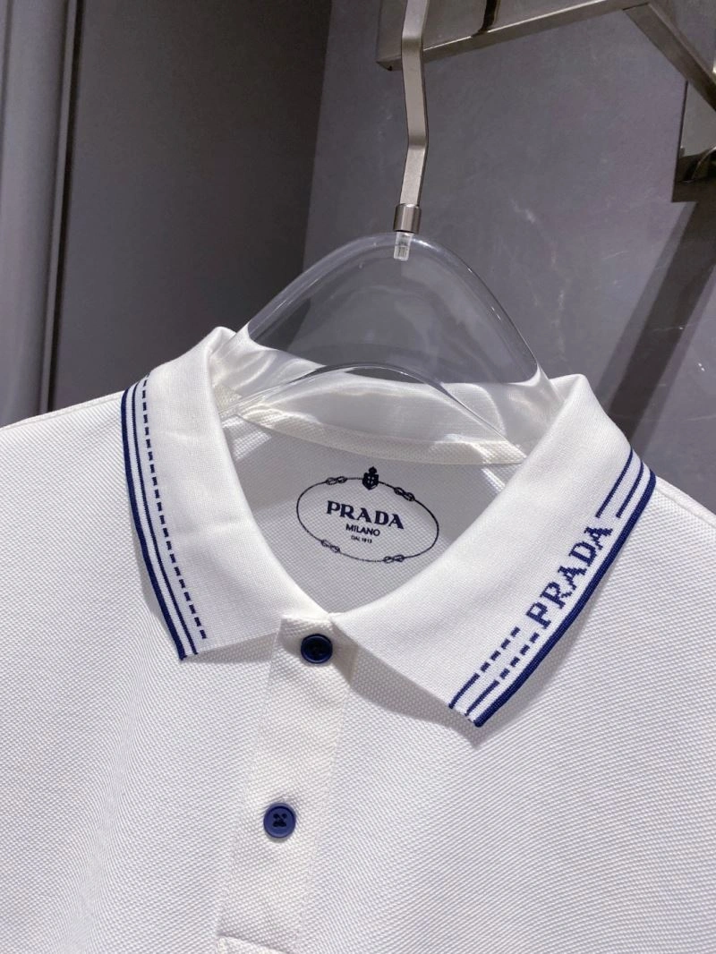 Prada T-Shirts Snug 169114