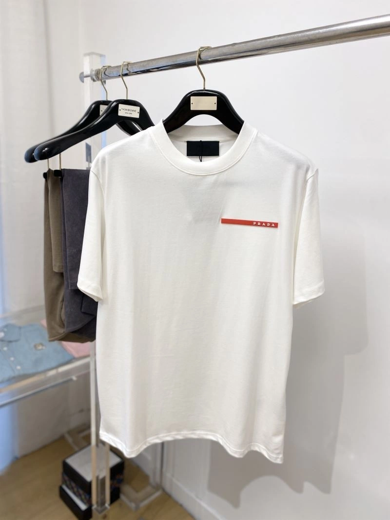 Prada T-Shirts Trendsetting 169109