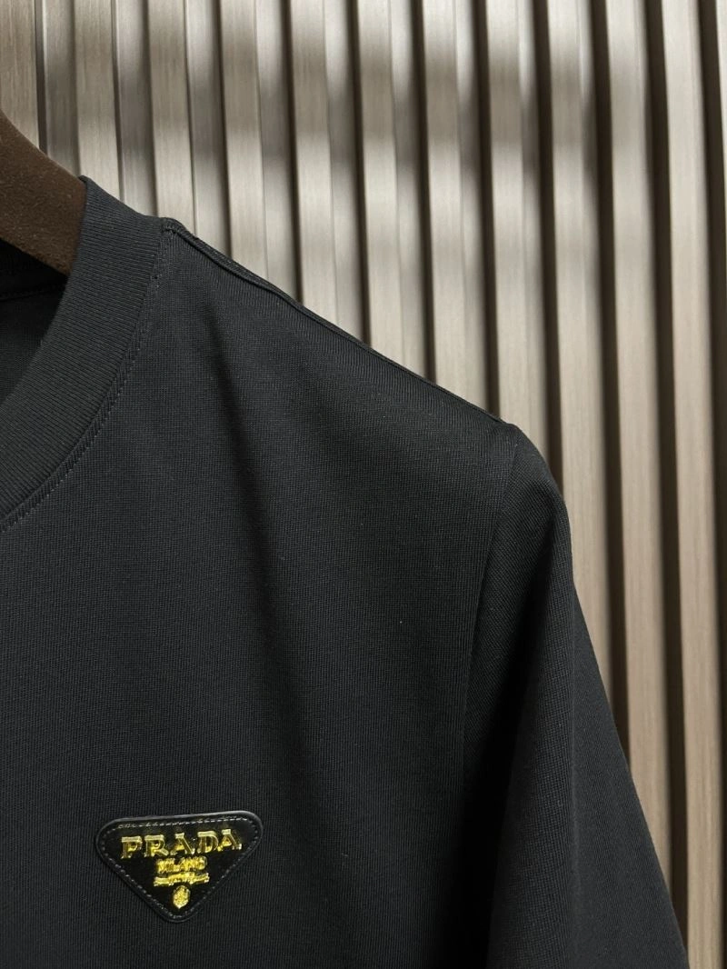 Chic Prada T-Shirts 169199