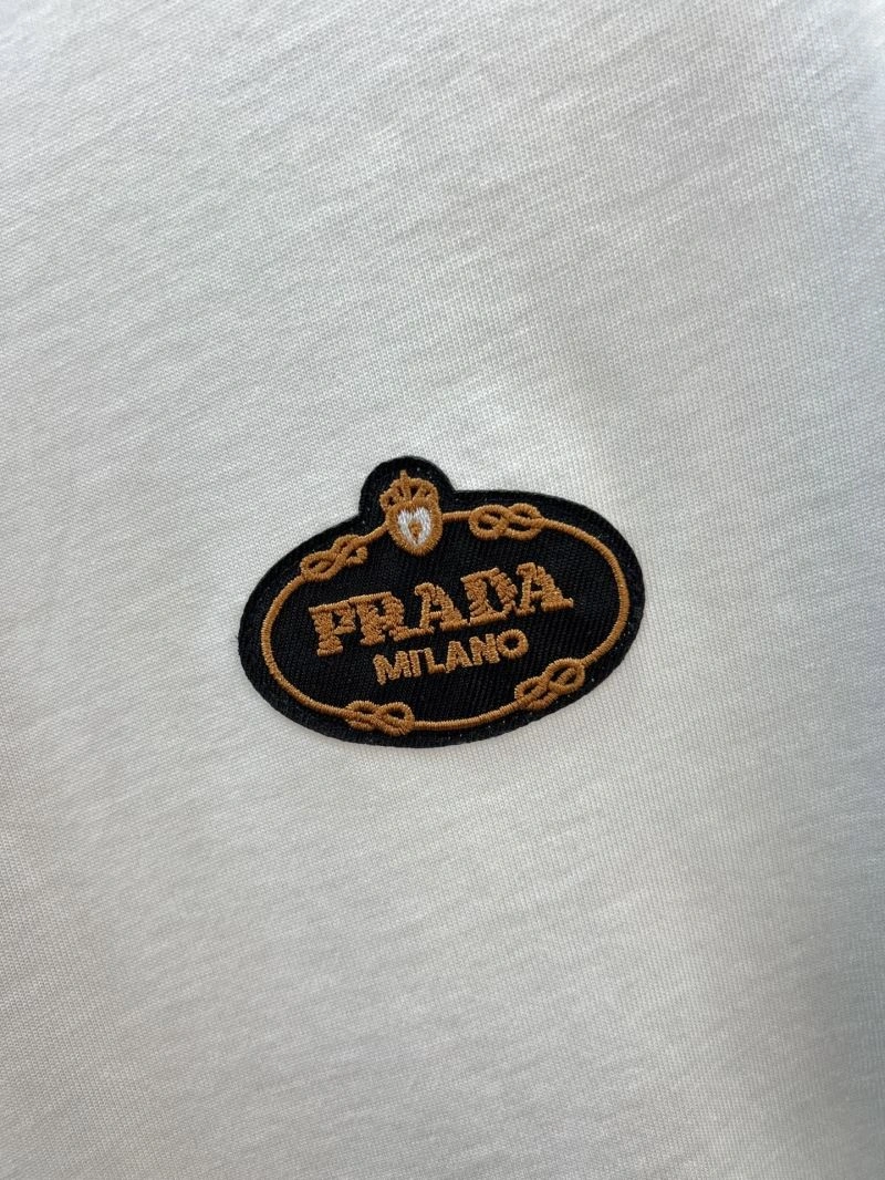 Prada T-Shirts FreshLook 169053