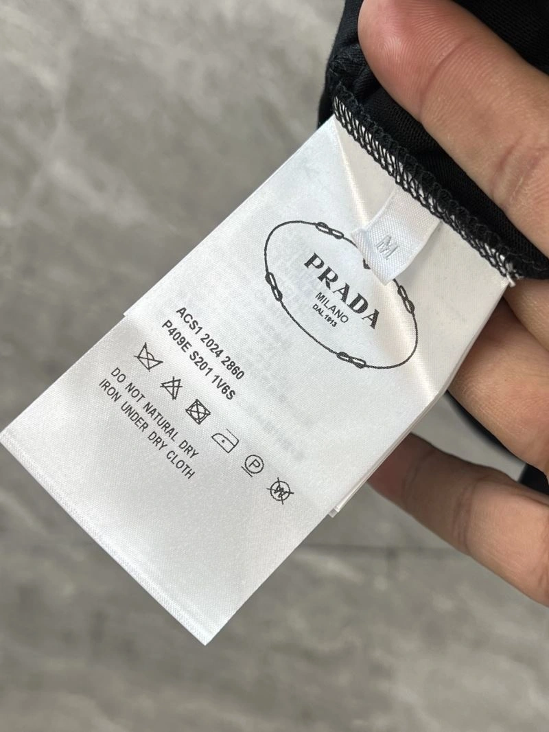 Prada T-Shirts Sporty 169050