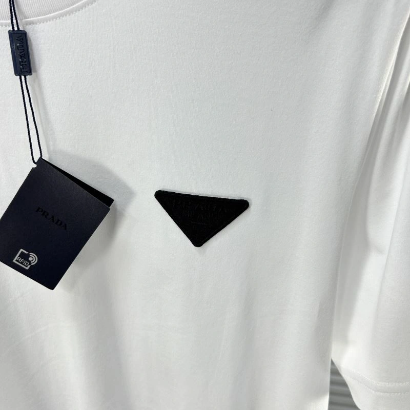 SmartChoice Prada T-Shirts 169047