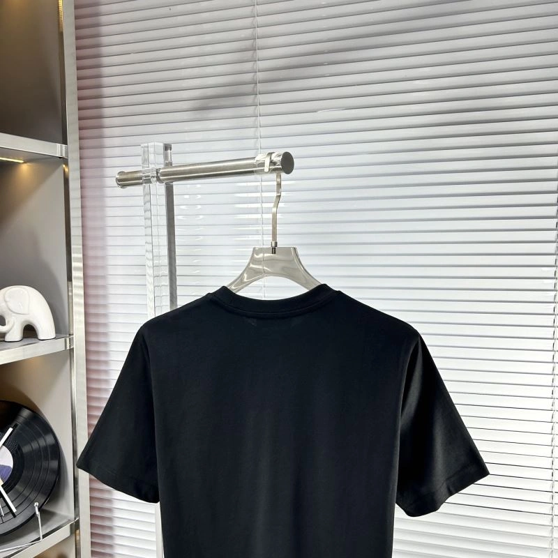 Prada T-Shirts Unisex 169046