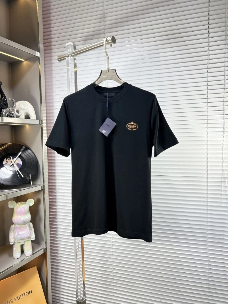 Sleek Prada T-Shirts 169084