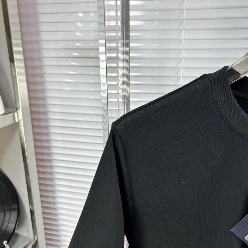 Sleek Prada T-Shirts 169084