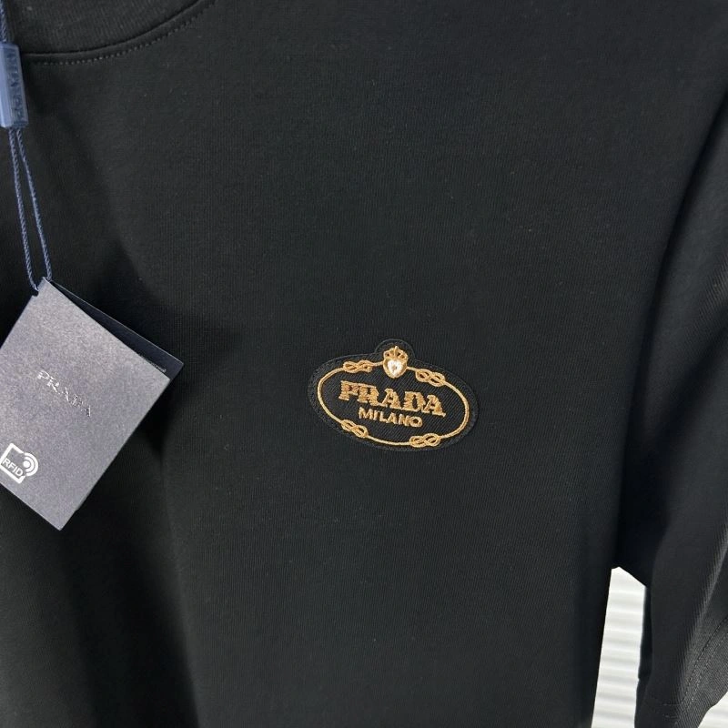 Sleek Prada T-Shirts 169084