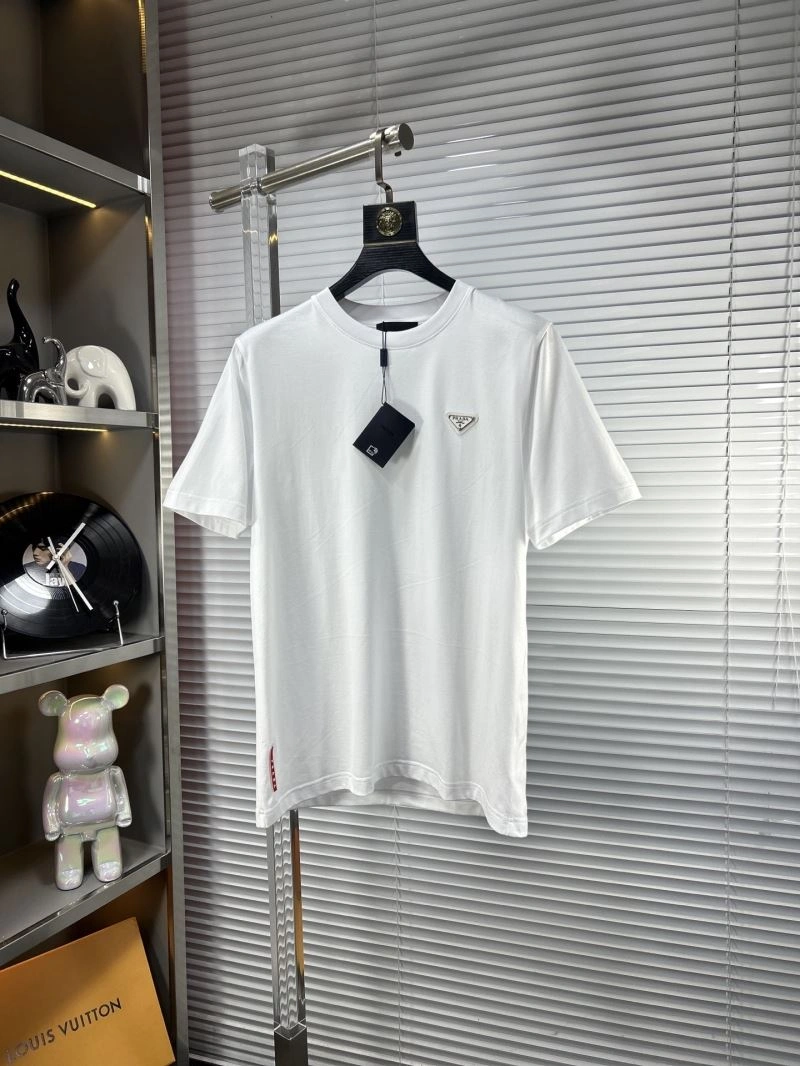 Flexible Prada T-Shirts 169044