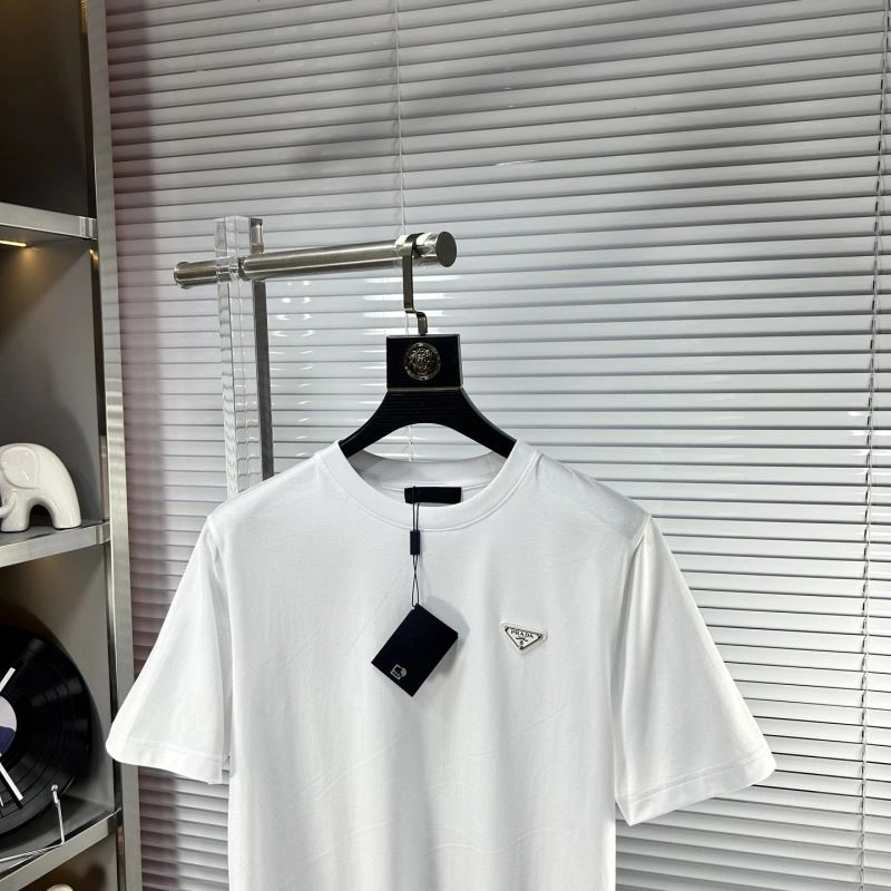 Flexible Prada T-Shirts 169044