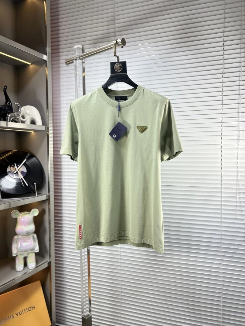 Prada T-Shirts Snug 169082