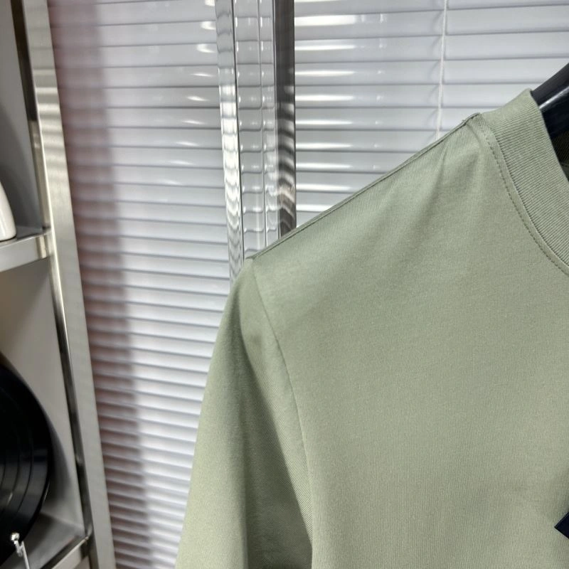 Prada T-Shirts Snug 169082