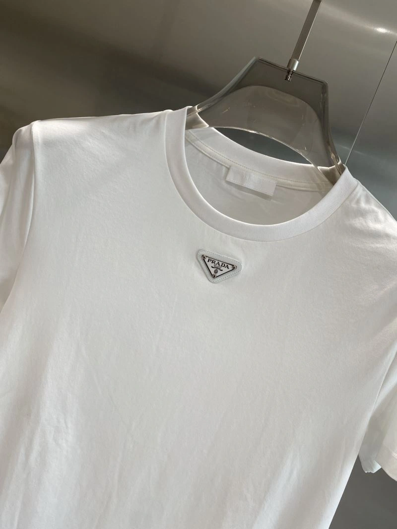 Prada T-Shirts Chic 168741