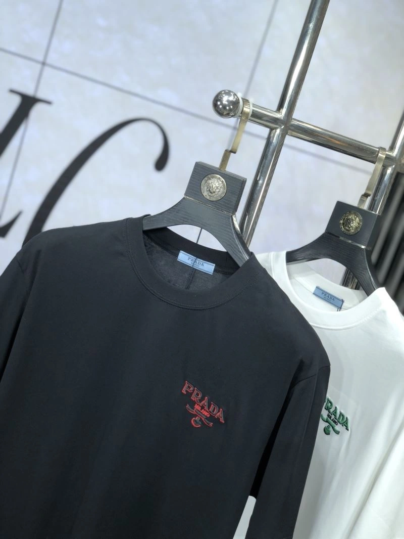 Prada T-Shirts UrbanStyle 168728