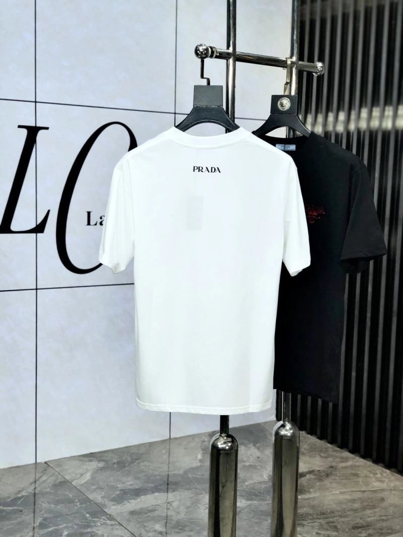 Prada T-Shirts Fashionable 168732