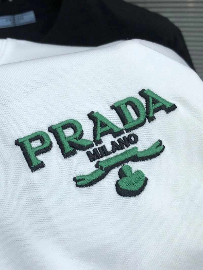 Prada T-Shirts Fashionable 168732