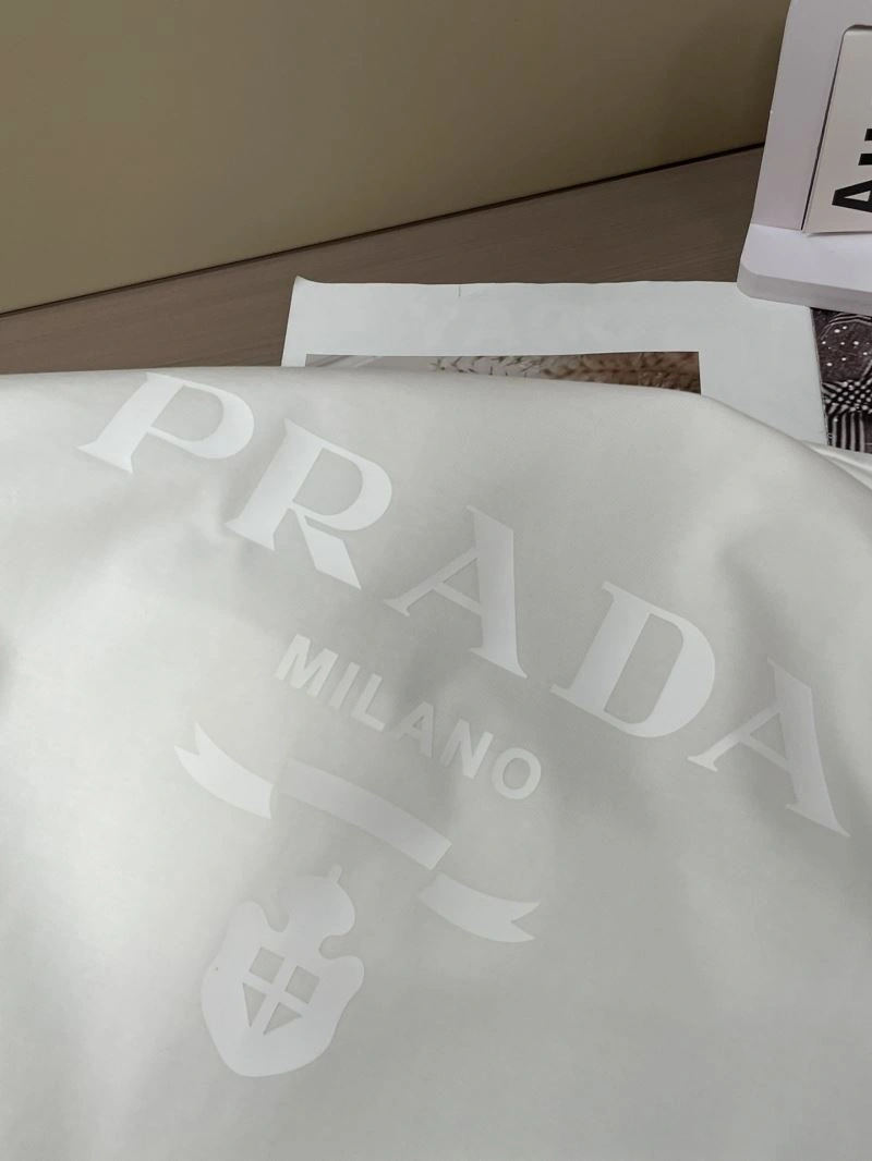 FreshLook Prada T-Shirts 168718
