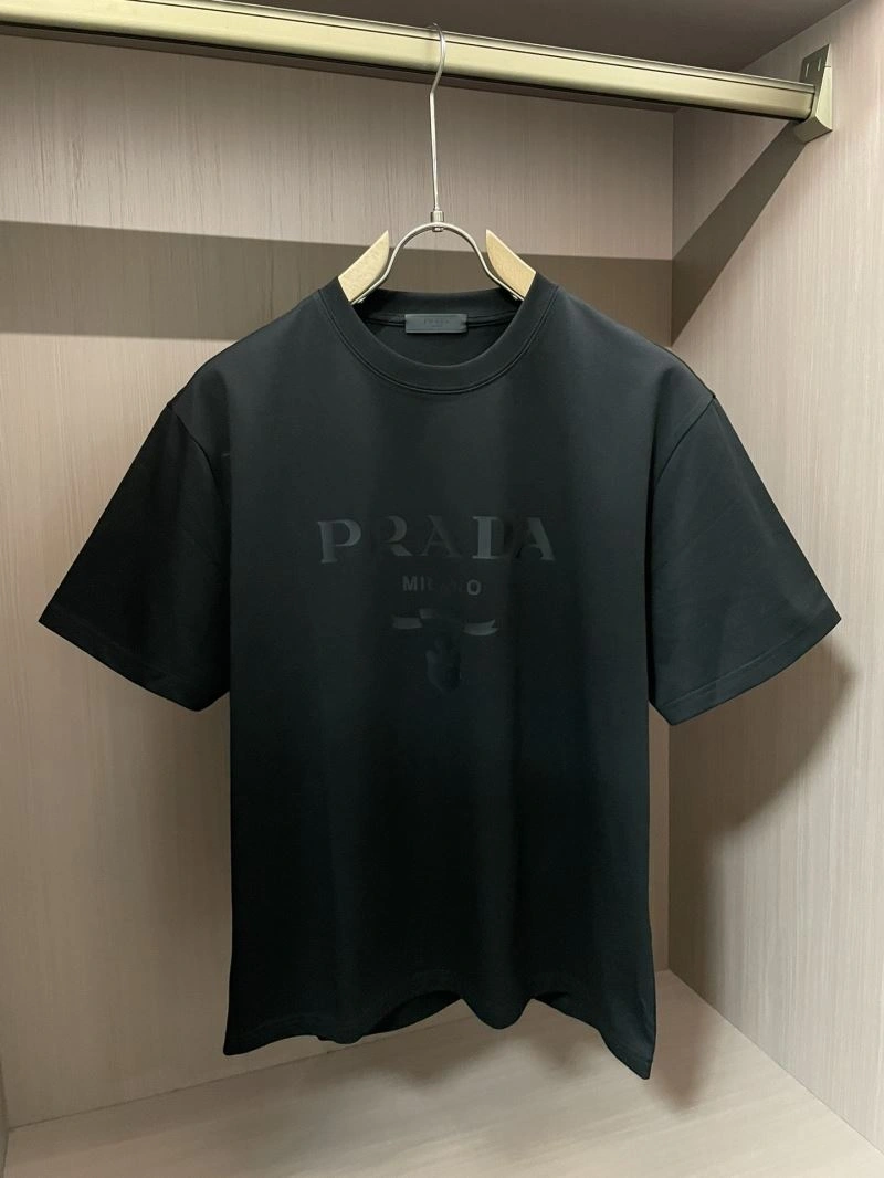 Unique Prada T-Shirts 168714