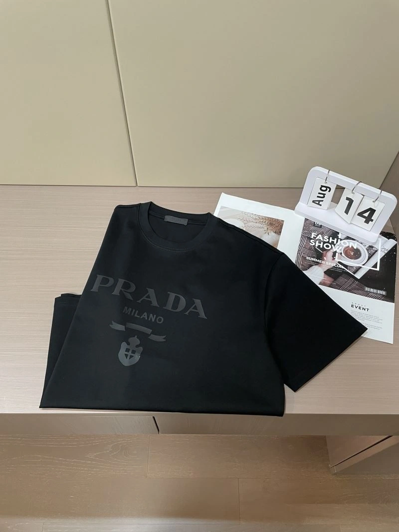 Unique Prada T-Shirts 168714
