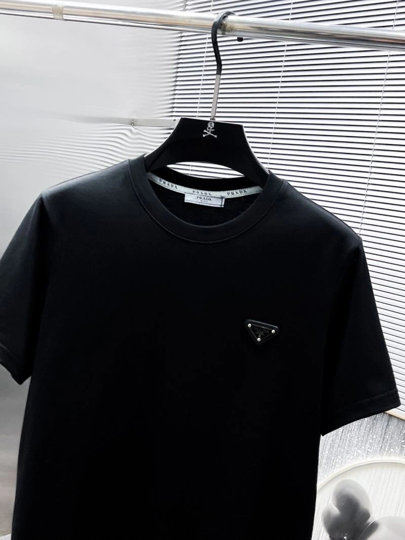 Prada T-Shirts Comfortable 168717