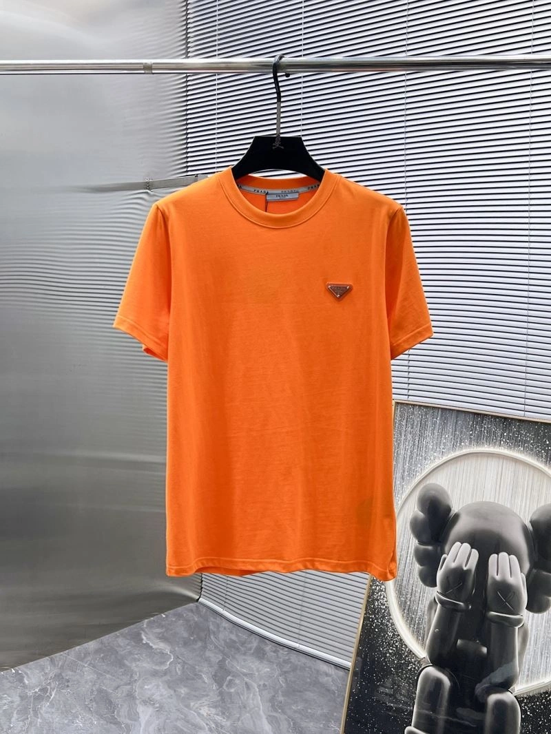 Prada T-Shirts WellDesigned 168712