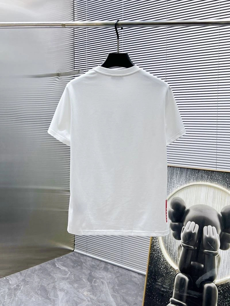 Prada T-Shirts WellDesigned 168712