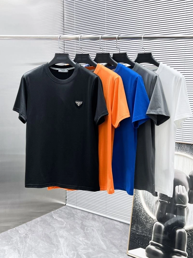 Prada T-Shirts WellDesigned 168712