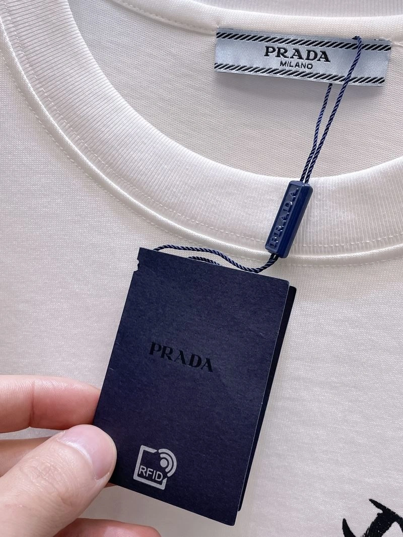 FreshLook Prada T-Shirts 168710