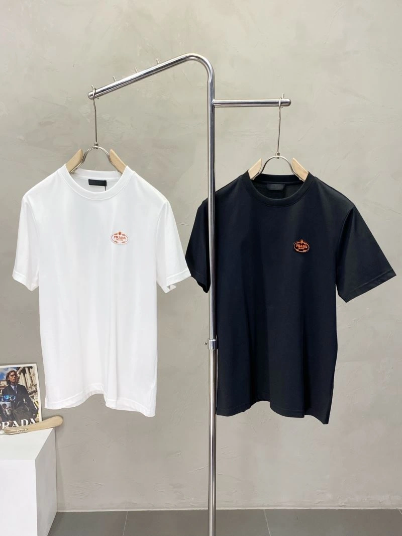 Prada T-Shirts Neat 168711