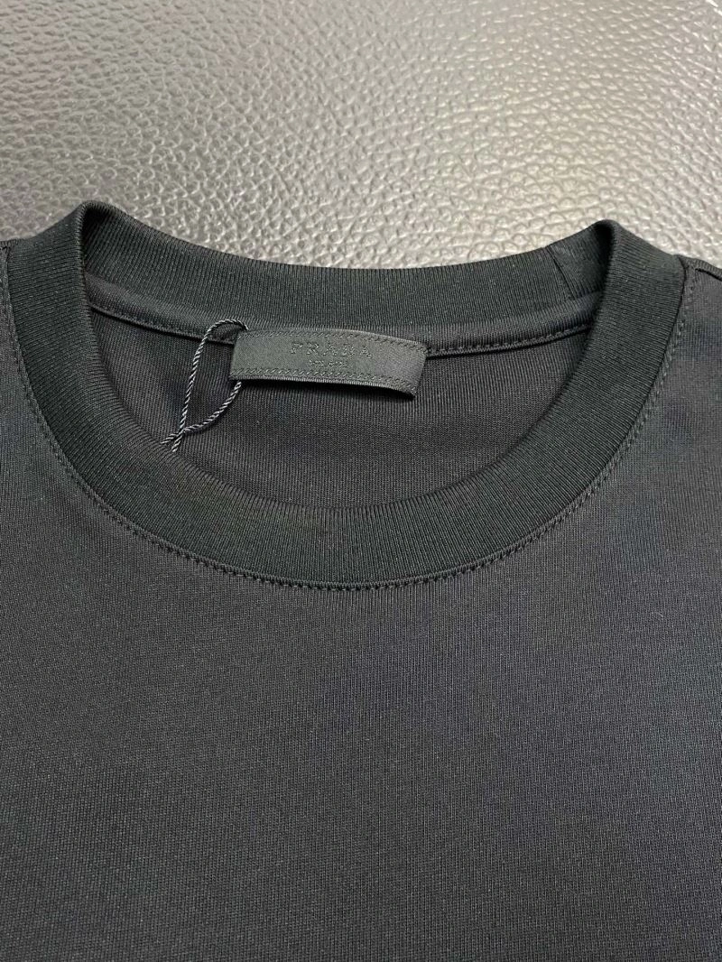 Prada T-Shirts Neat 168711