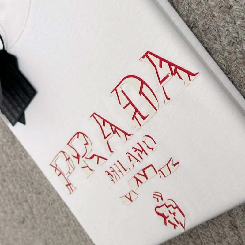 Affordable Prada T-Shirts 168703