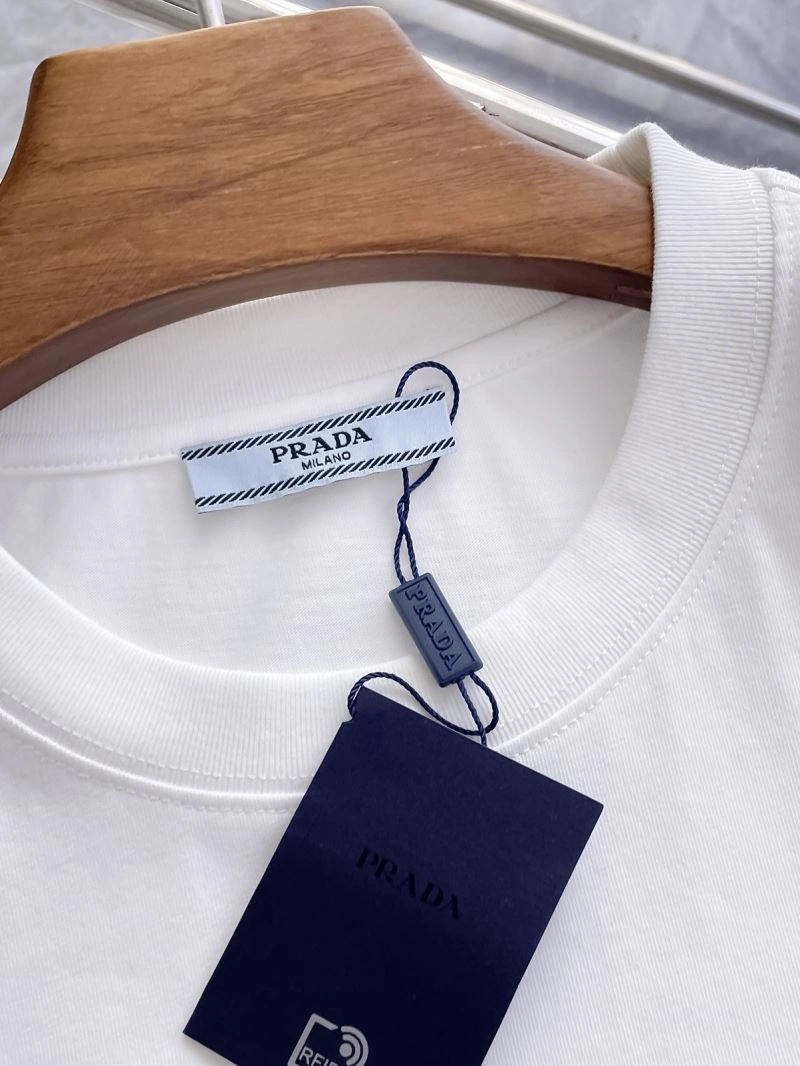 Prada T-Shirts OnTrend 168689