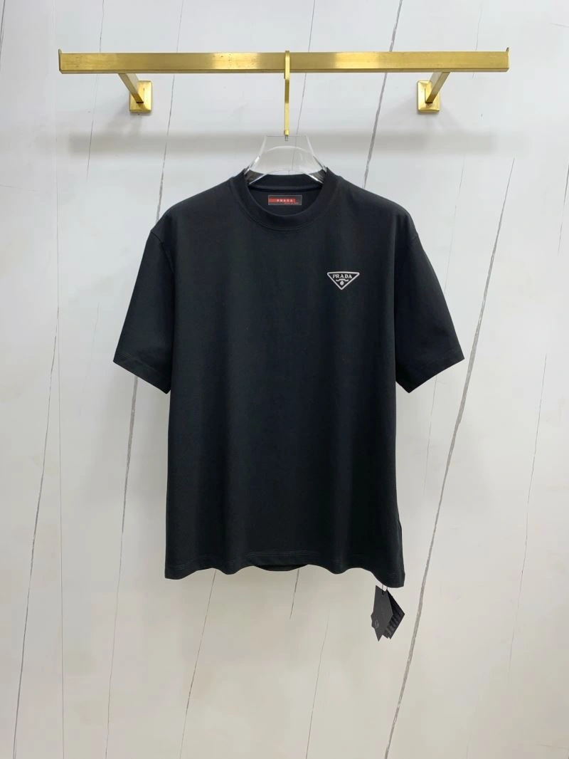 Fashionable Prada T-Shirts 168685