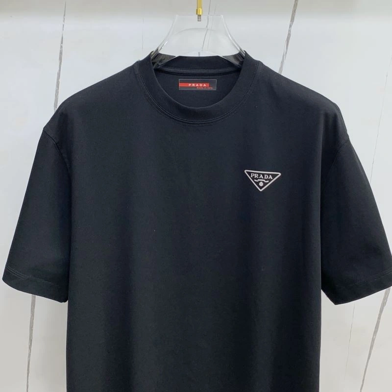 Fashionable Prada T-Shirts 168685