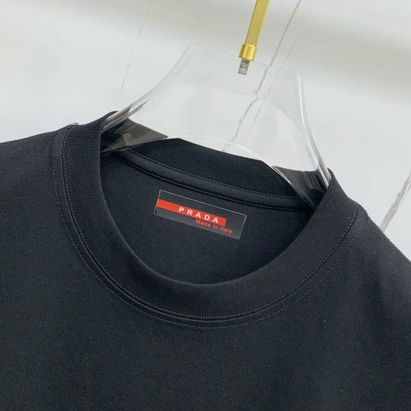Fashionable Prada T-Shirts 168685