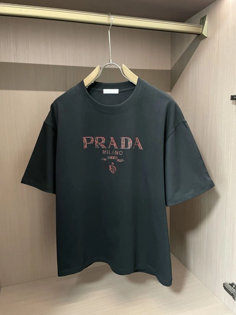 Prada T-Shirts Modern 168669
