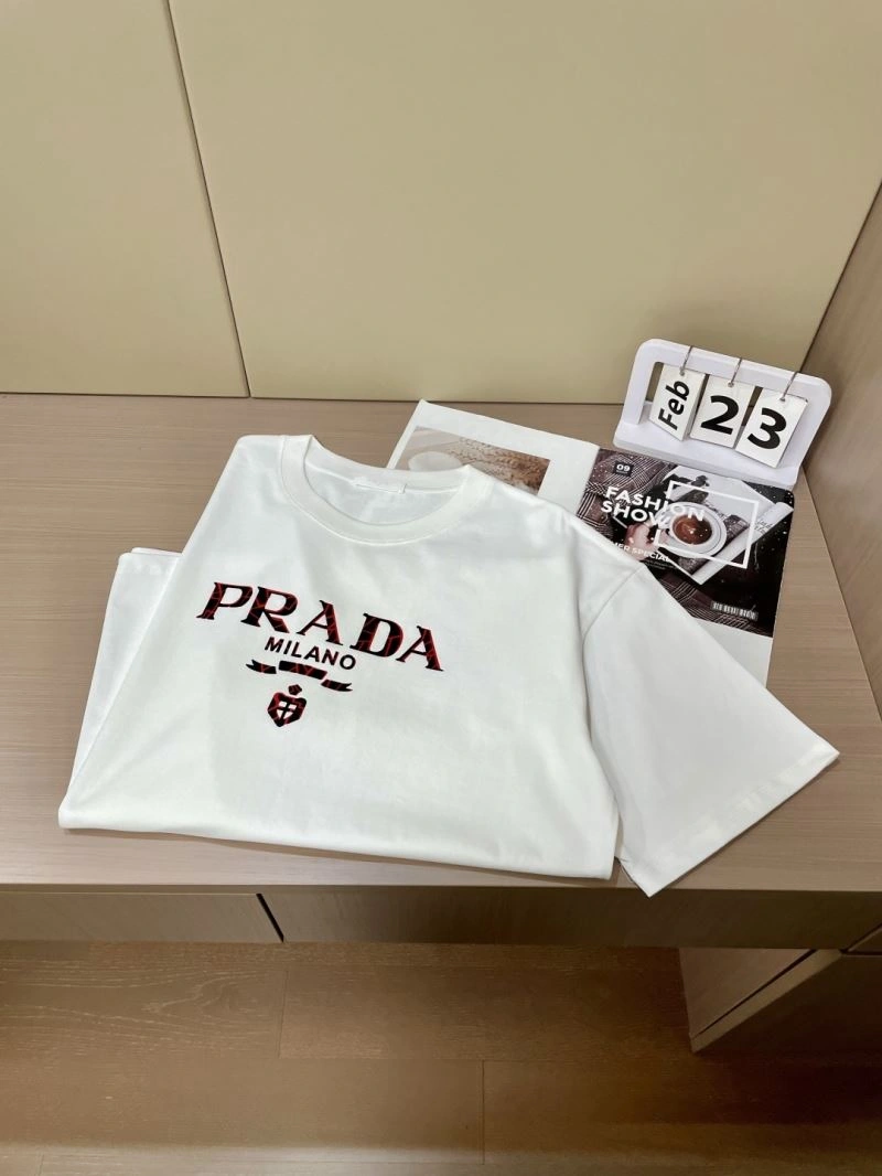 Prada T-Shirts Modern 168669