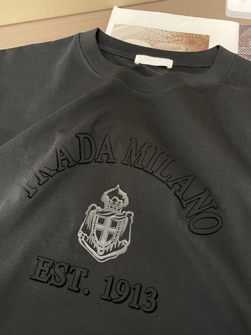 Prada T-Shirts Stylish 168665