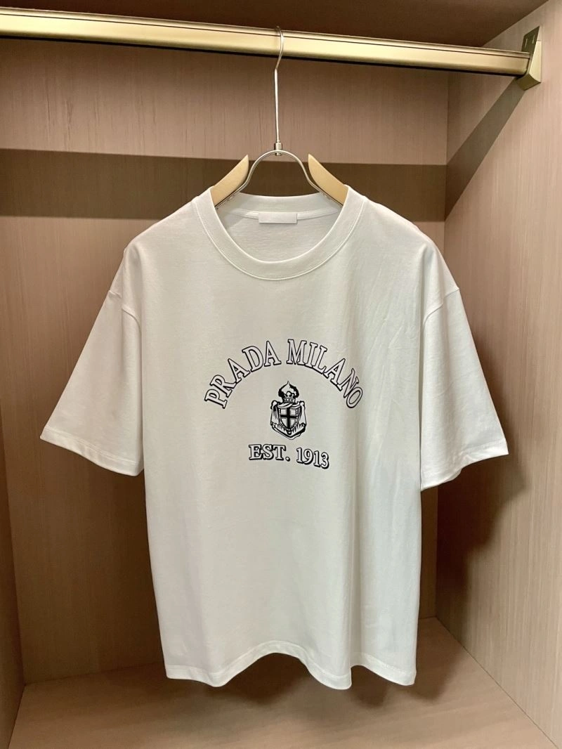 Prada T-Shirts Stylish 168665