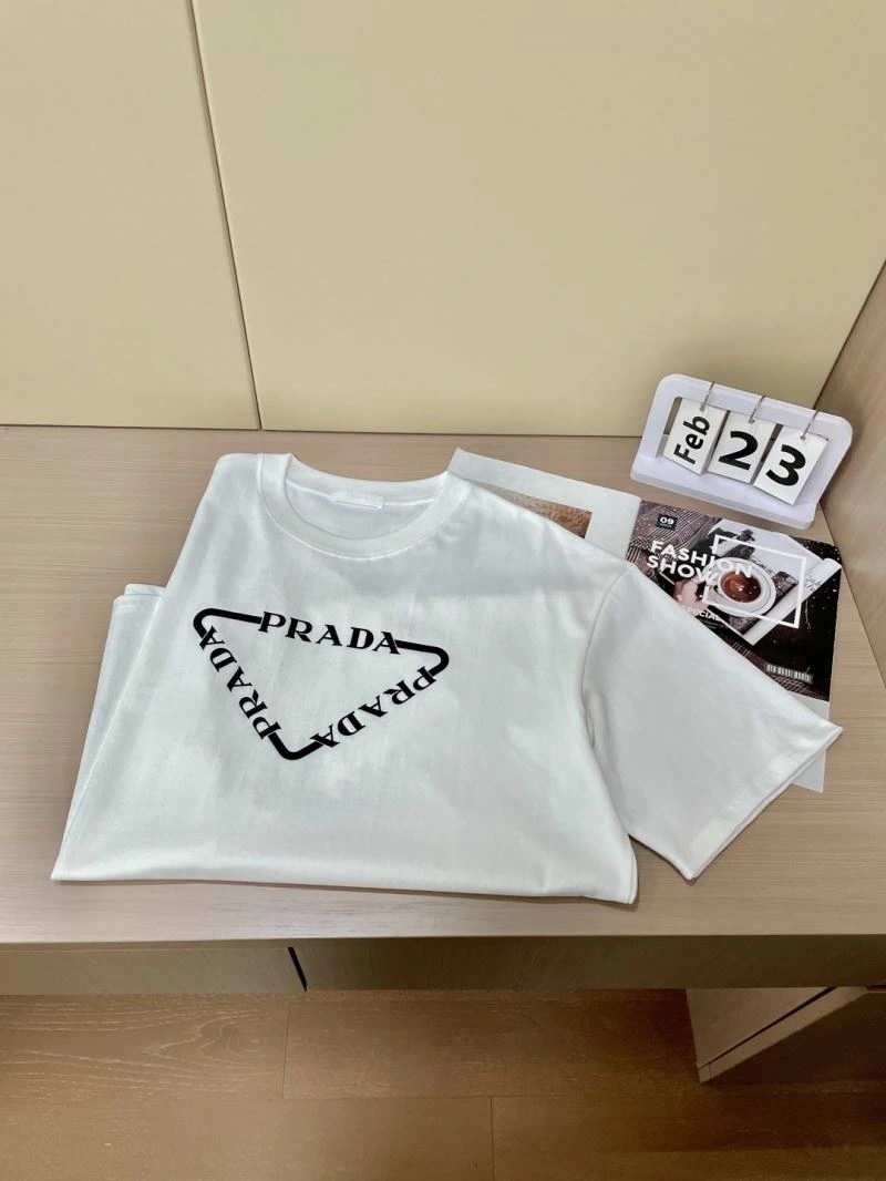 UrbanStyle Prada T-Shirts 168694